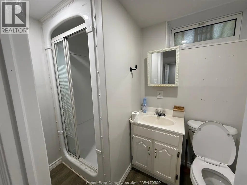 3657 MCKAY Unit# LOWER