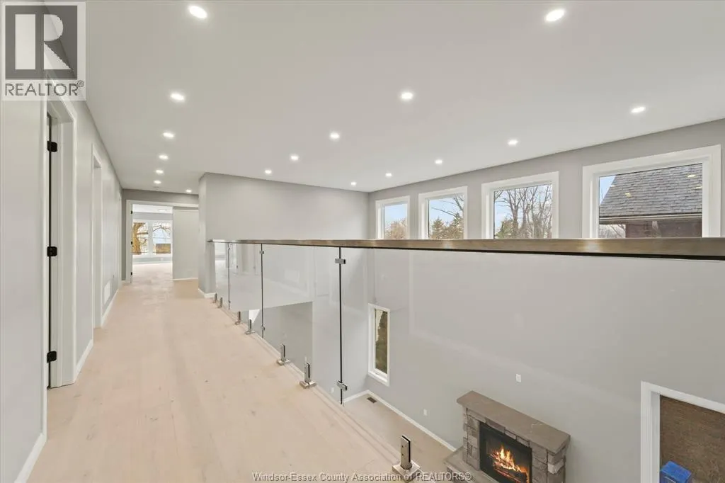 150 LAKEWOOD BEACH