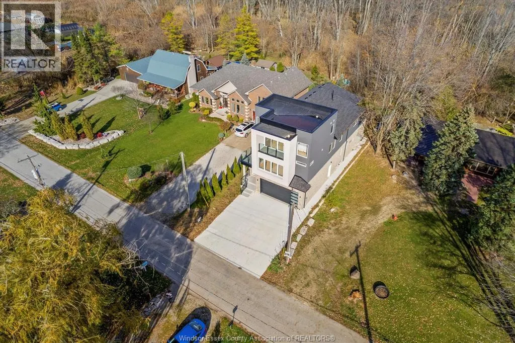 150 LAKEWOOD BEACH