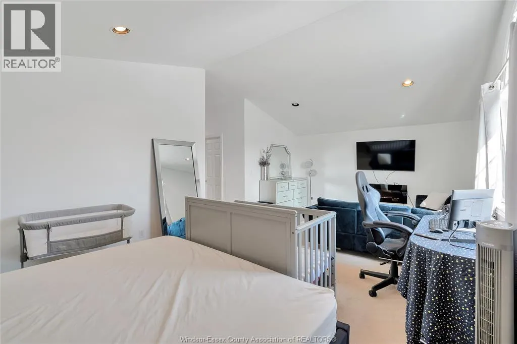 1414 GIRARD DRIVE