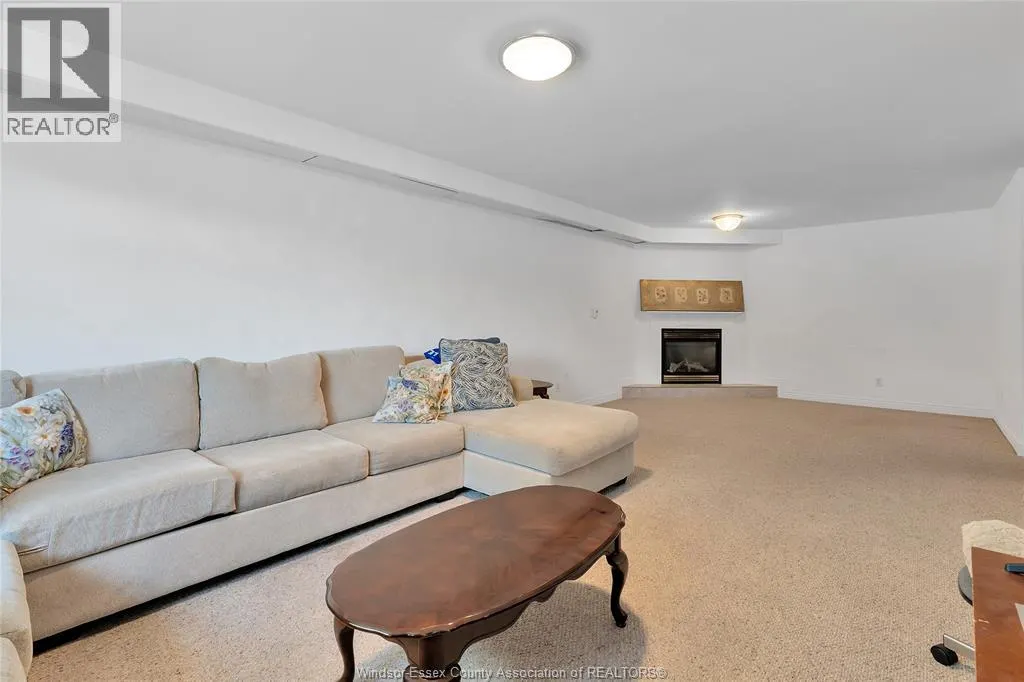 1414 GIRARD DRIVE