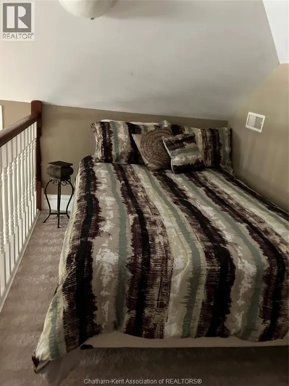 601 Grand AVENUE East Unit# Upper