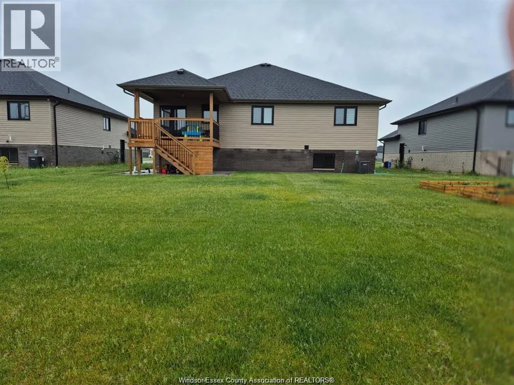 6 NOBLE COURT
