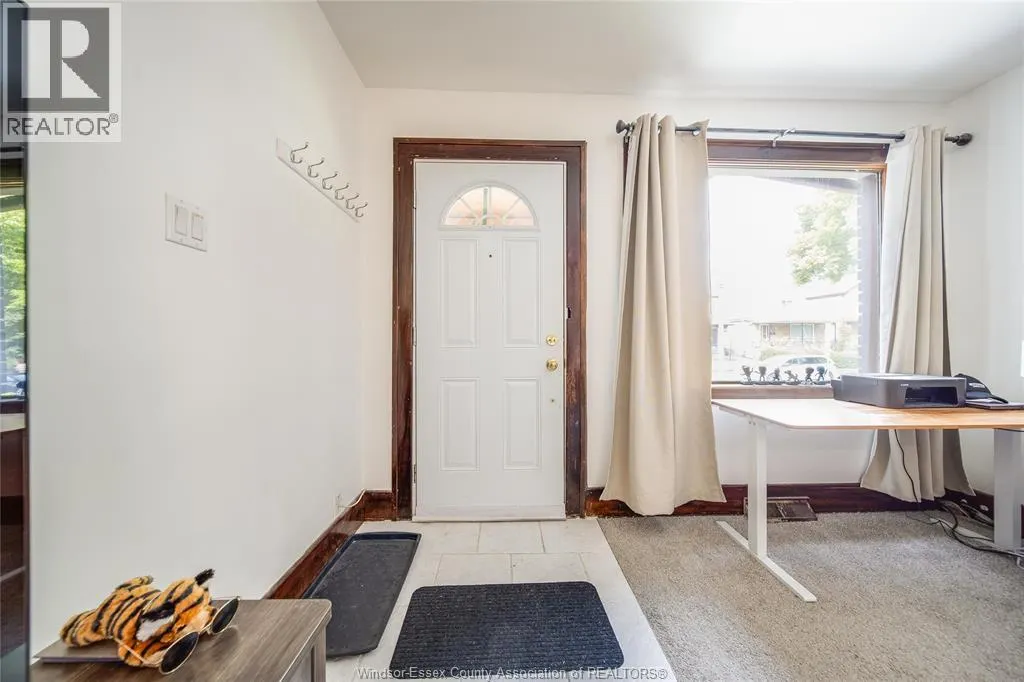686 MCKAY AVENUE