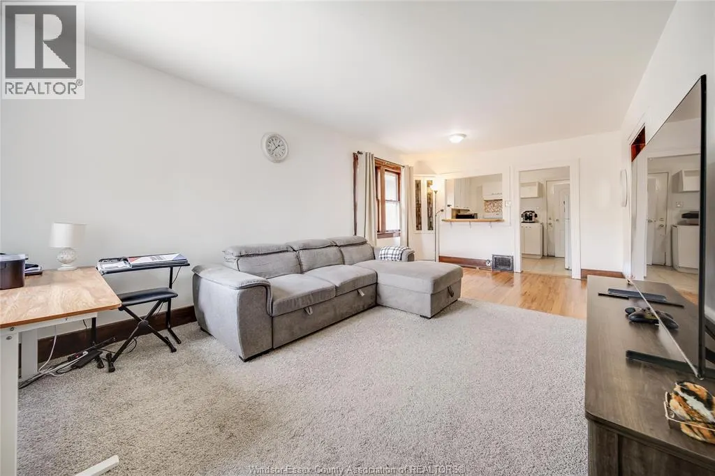686 MCKAY AVENUE