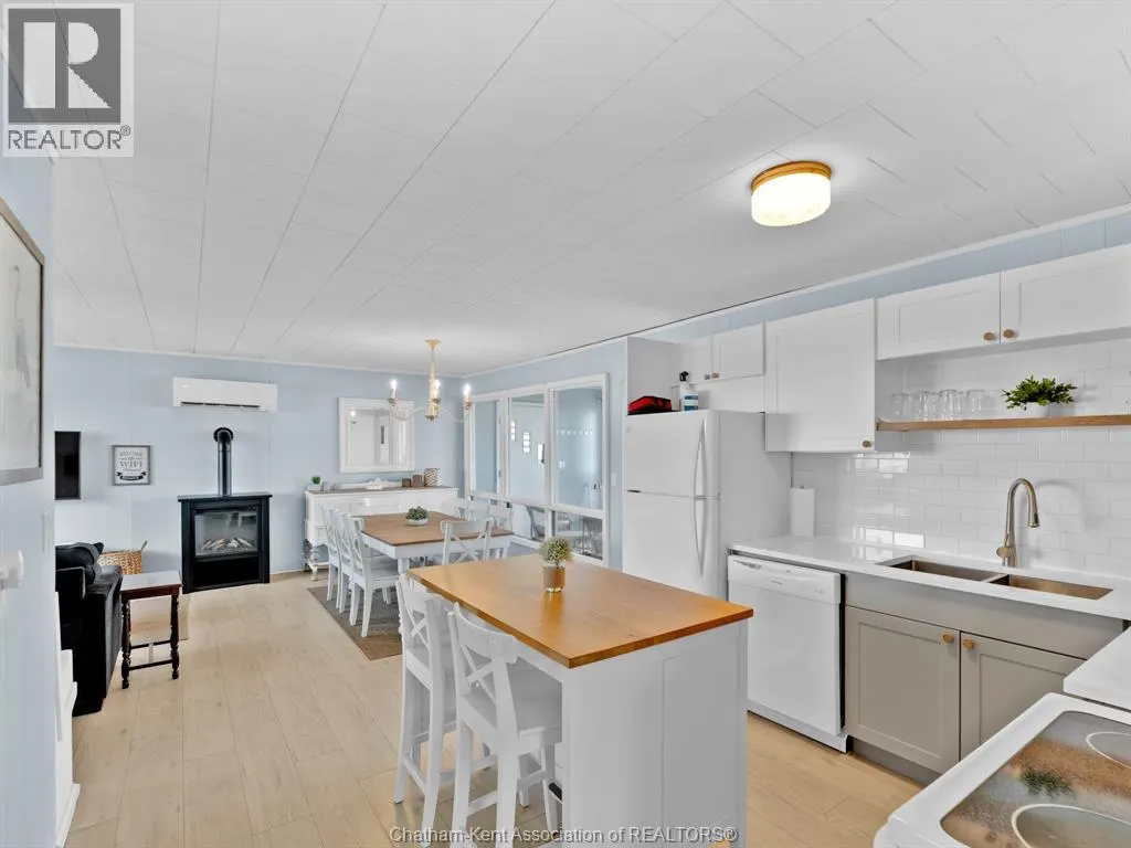 83 Marentette Beach DRIVE