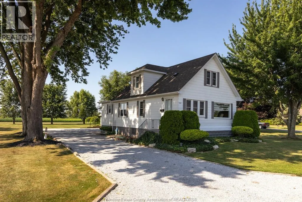 702 MARTIN LANE