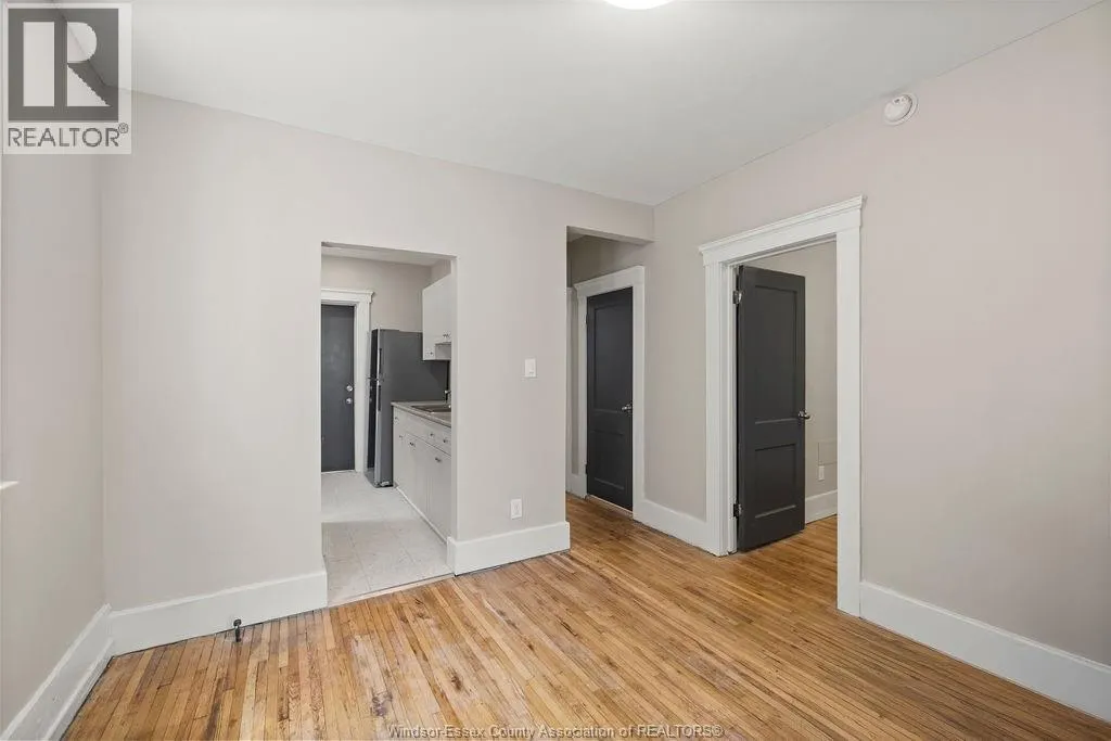 1107 PELISSIER STREET