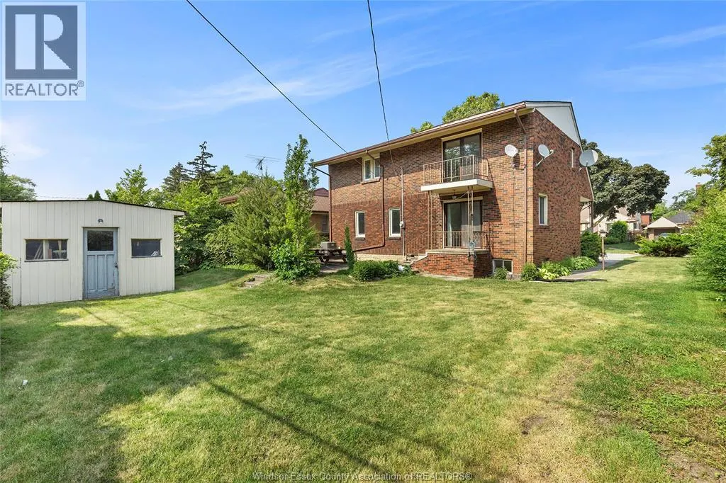 277 Villaire AVENUE