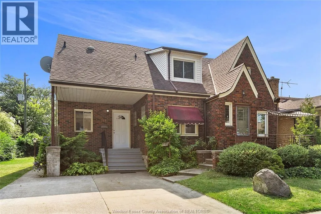 277 Villaire AVENUE