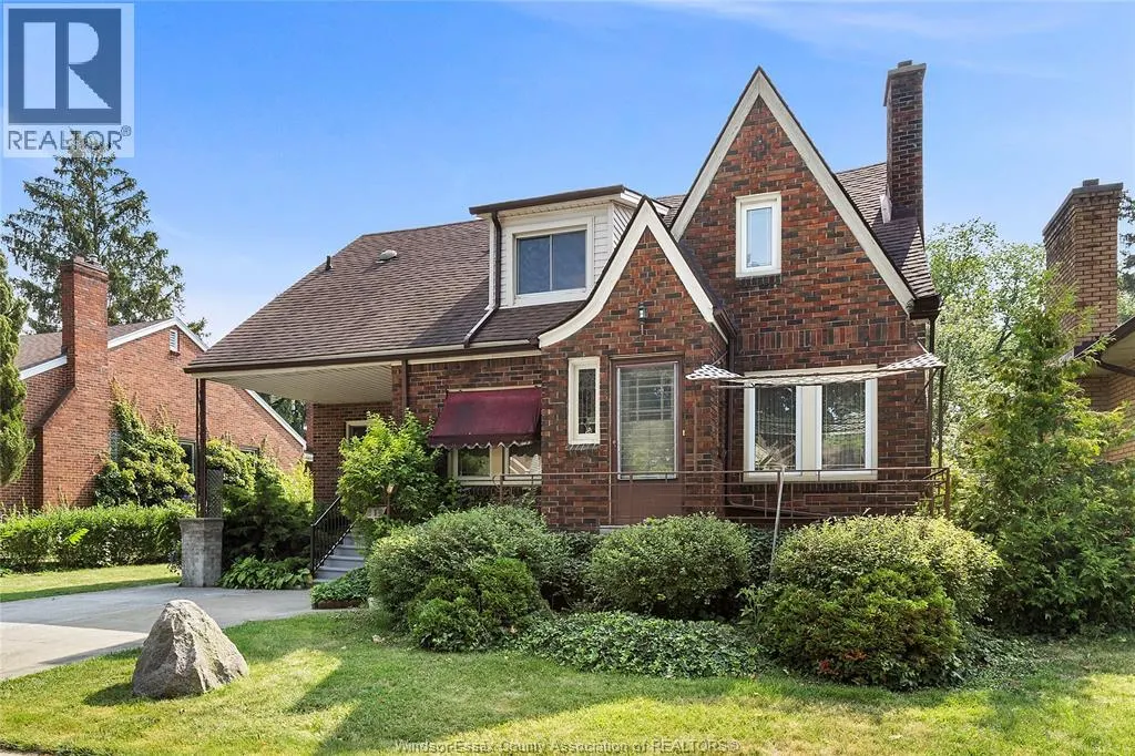 277 Villaire AVENUE
