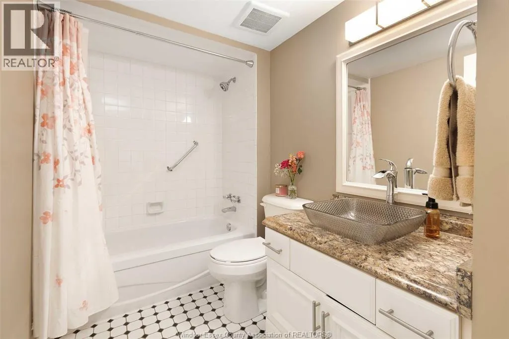 380 PELISSIER Unit# 2207