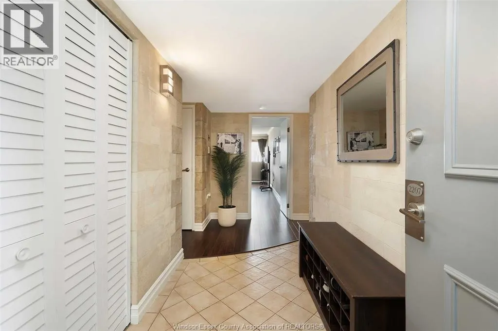380 PELISSIER Unit# 2207