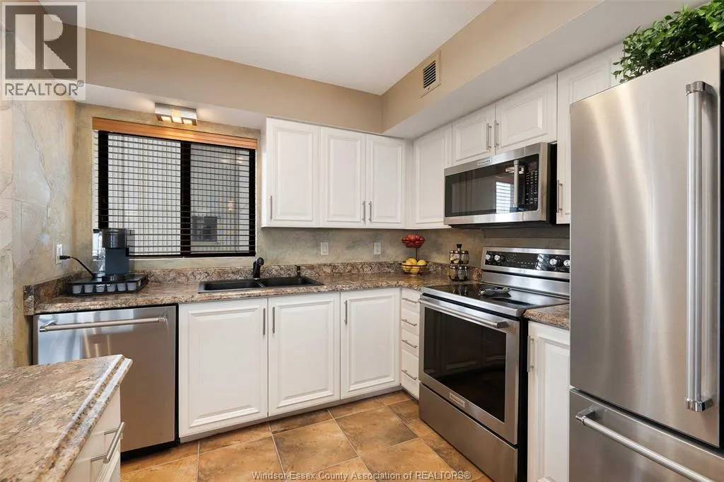 380 PELISSIER Unit# 2207