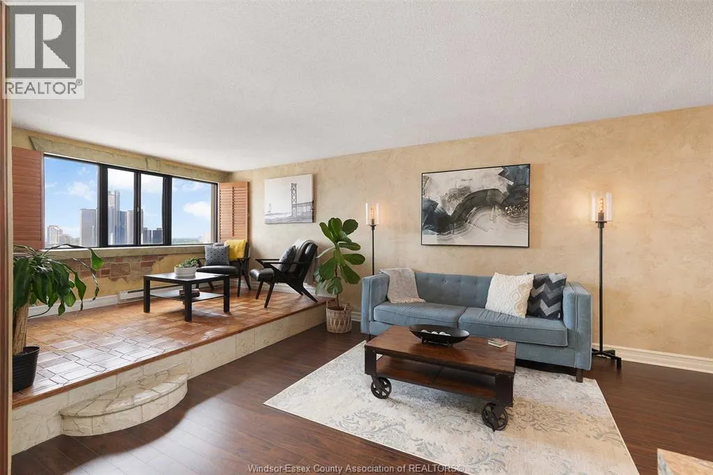 380 PELISSIER Unit# 2207