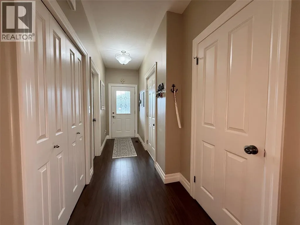 16 LEISURE LANE