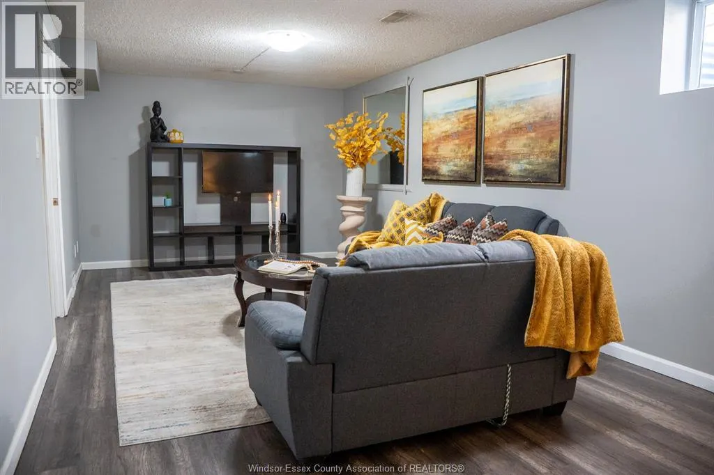 825 MICHAEL DRIVE
