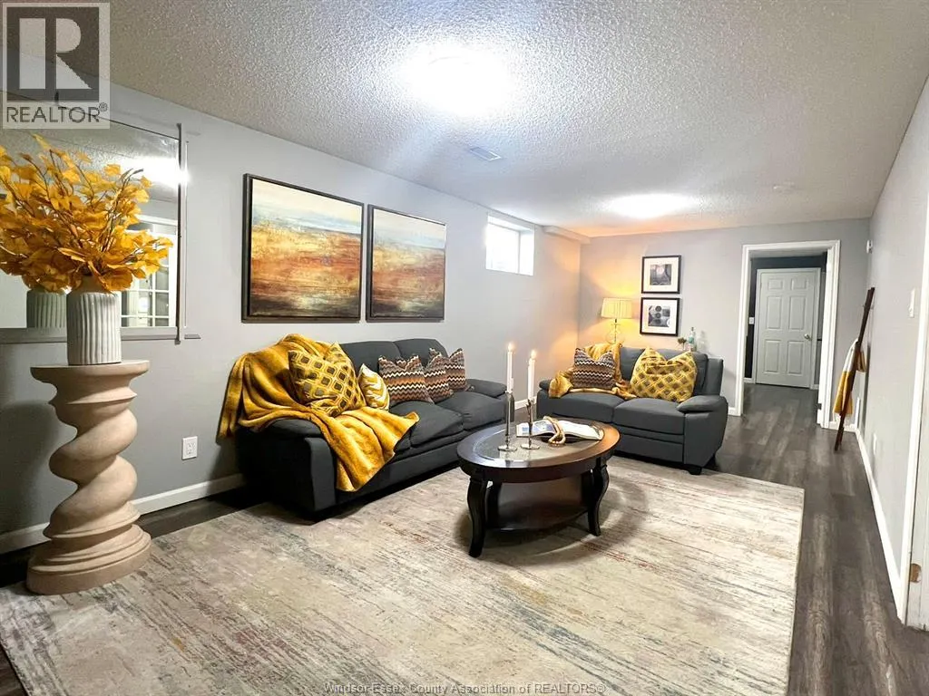 825 MICHAEL DRIVE
