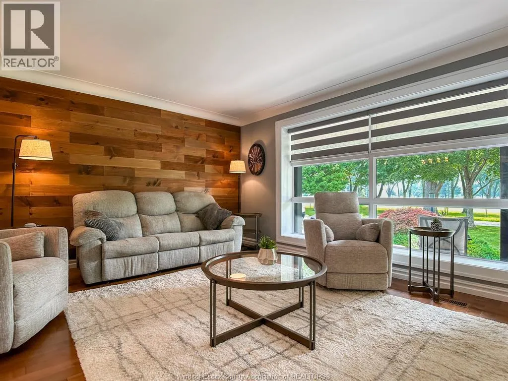 157 KENSINGTON BOULEVARD