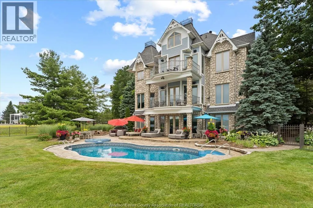 318 CRYSTAL BAY DRIVE