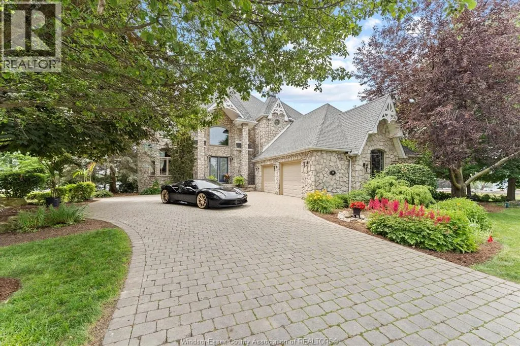 318 CRYSTAL BAY DRIVE