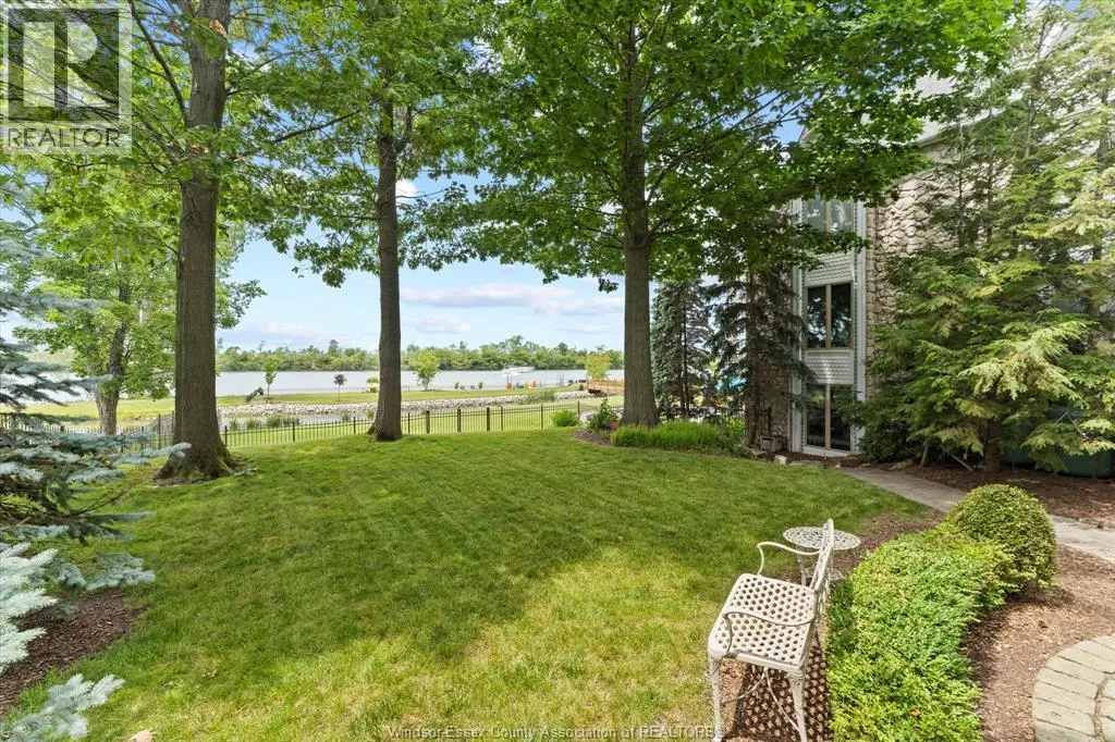 318 CRYSTAL BAY DRIVE