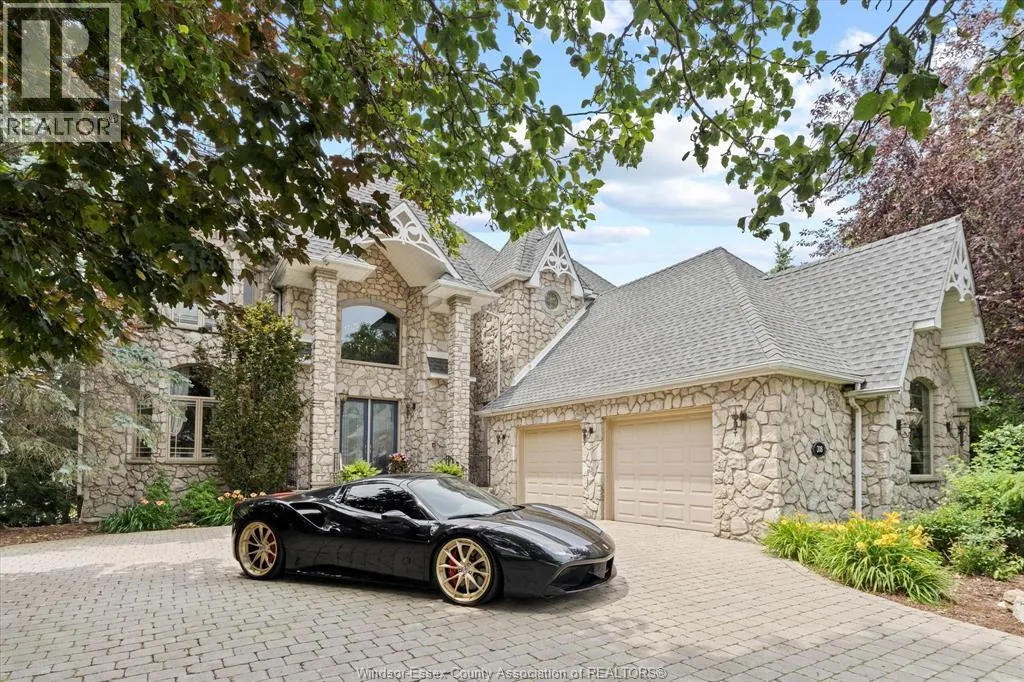 318 CRYSTAL BAY DRIVE