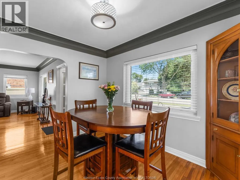297 FAIRVIEW BOULEVARD