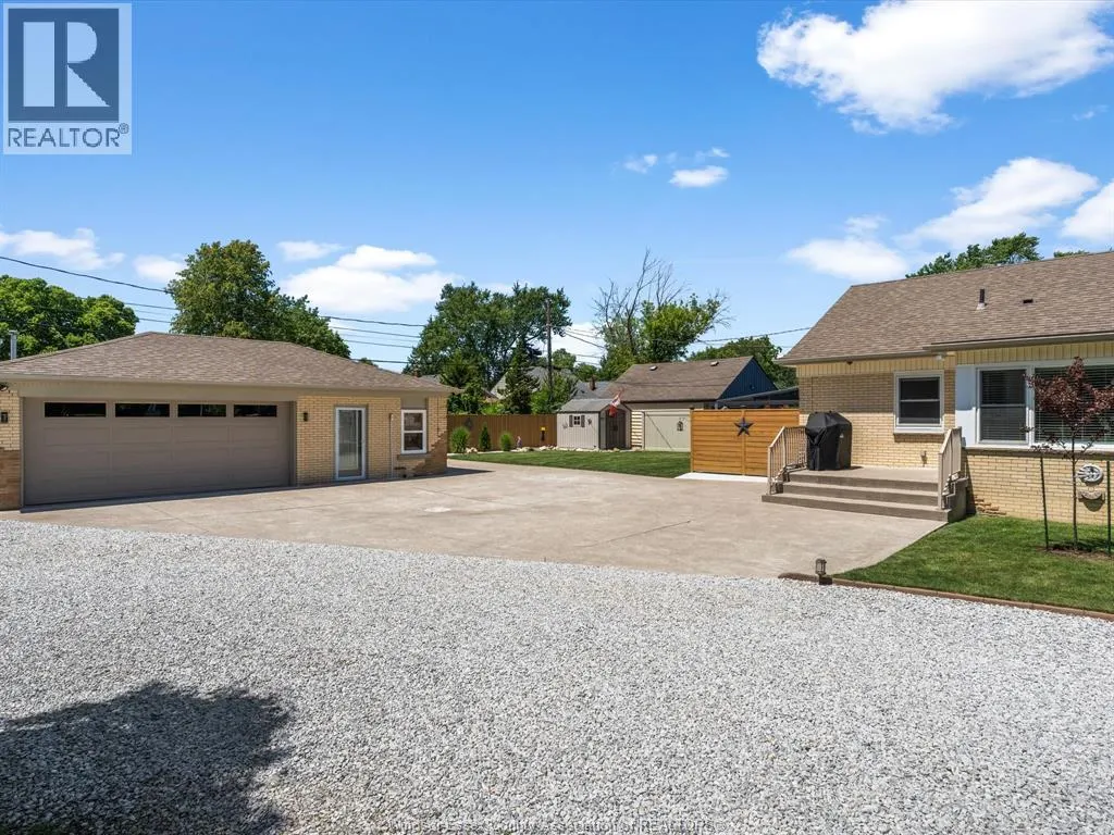 297 FAIRVIEW BOULEVARD