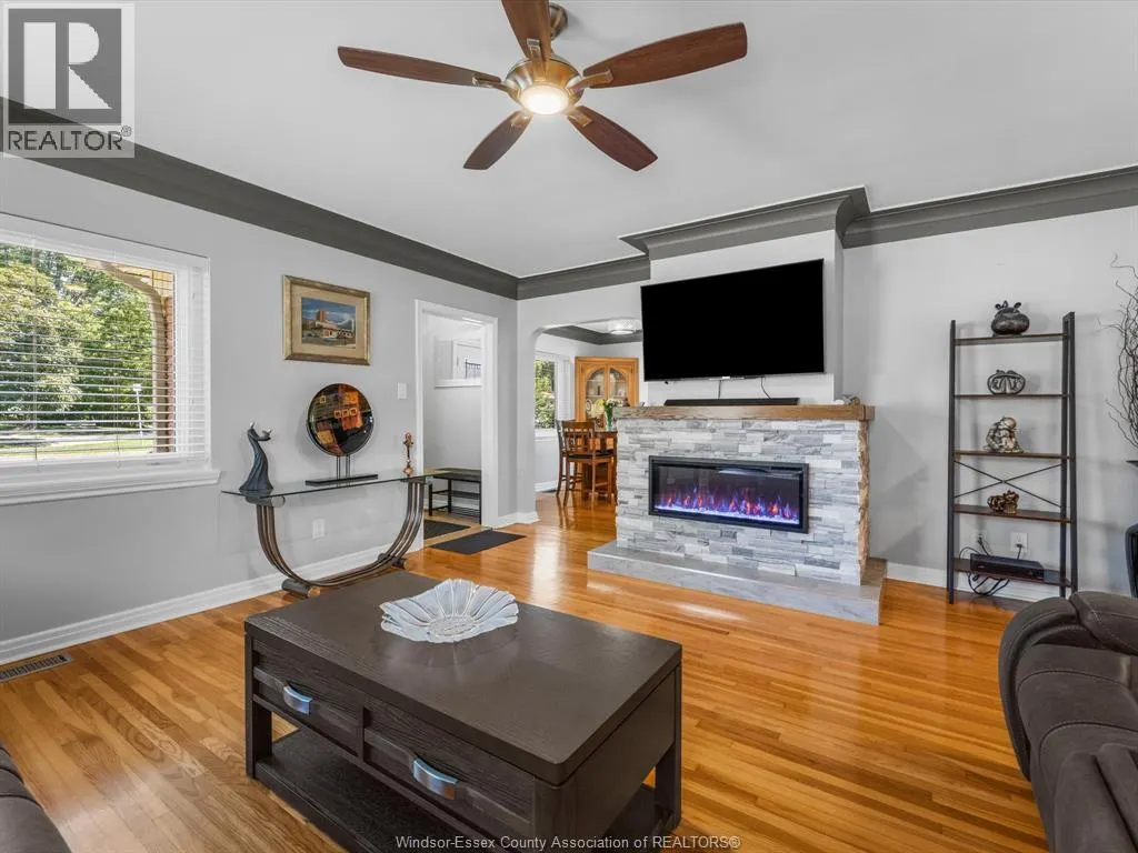 297 FAIRVIEW BOULEVARD