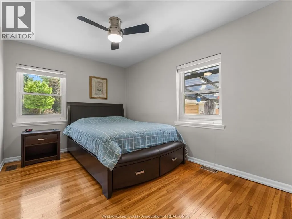 297 FAIRVIEW BOULEVARD