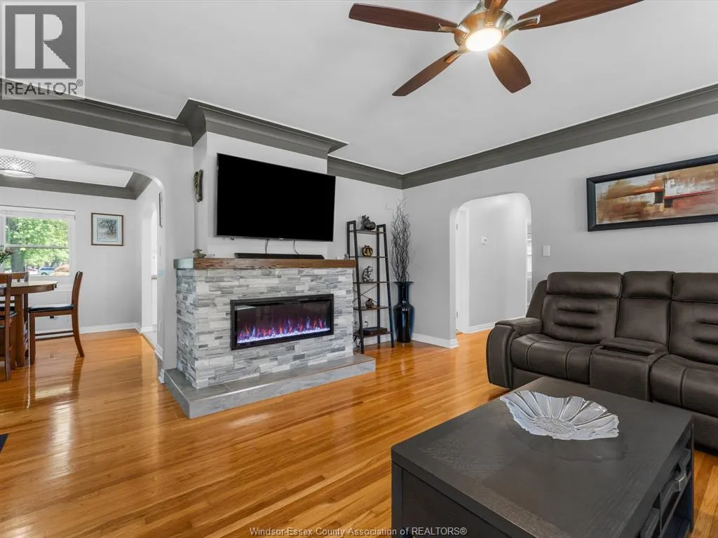 297 FAIRVIEW BOULEVARD