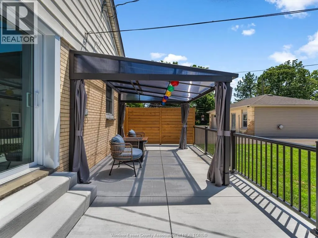 297 FAIRVIEW BOULEVARD