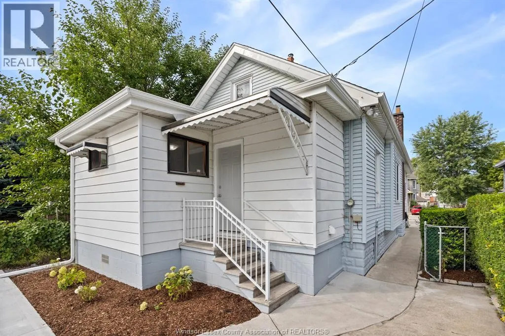 540 MCKAY AVE