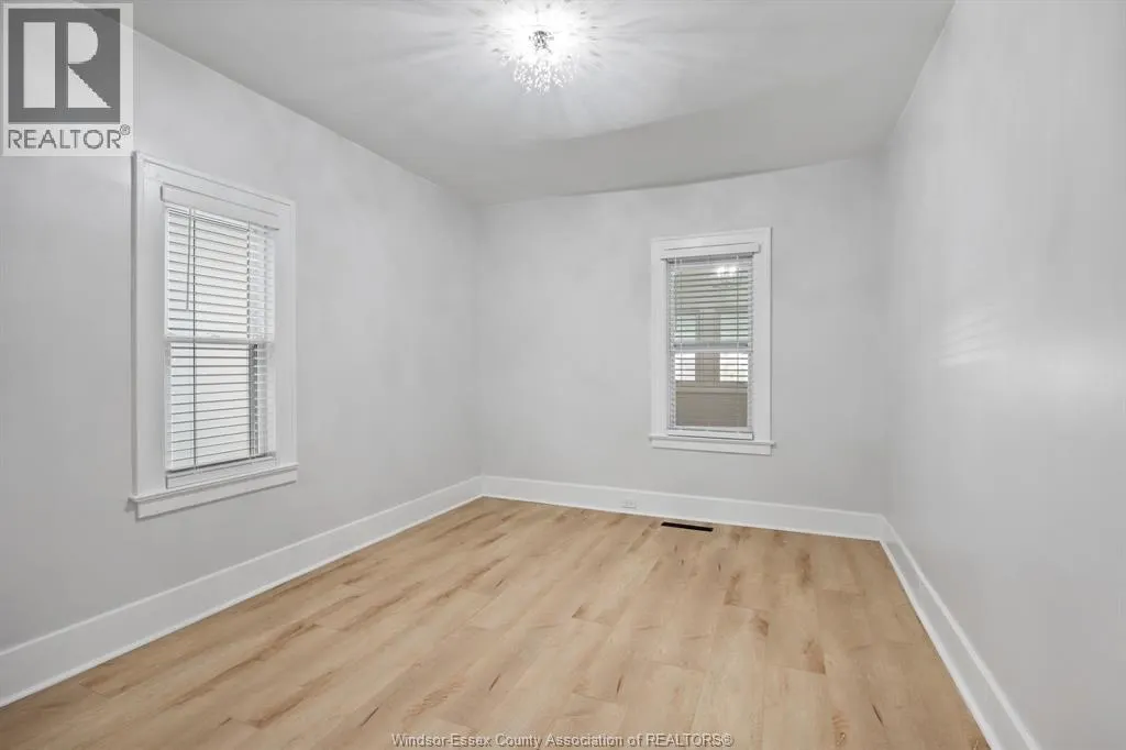 540 MCKAY AVE