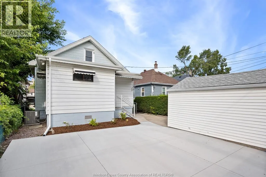 540 MCKAY AVE