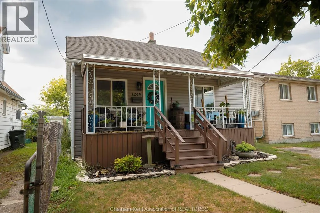 1249 HIGH STREET