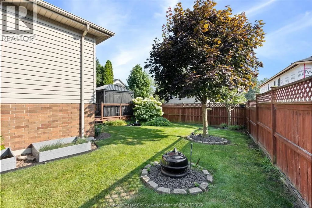 495 MENARD LANE