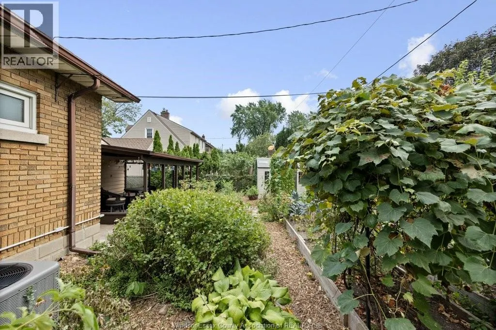 1729 CHILVER ROAD