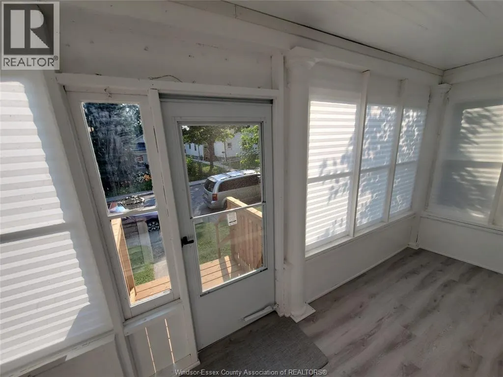 488 PARENT AVENUE