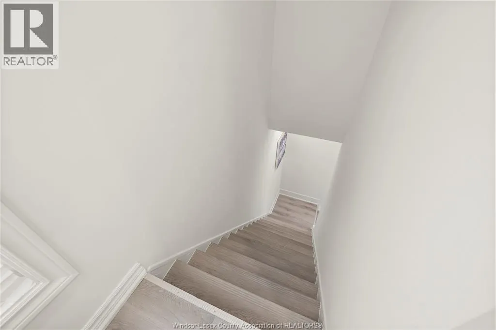 488 PARENT AVENUE