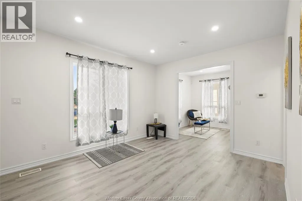488 PARENT AVENUE