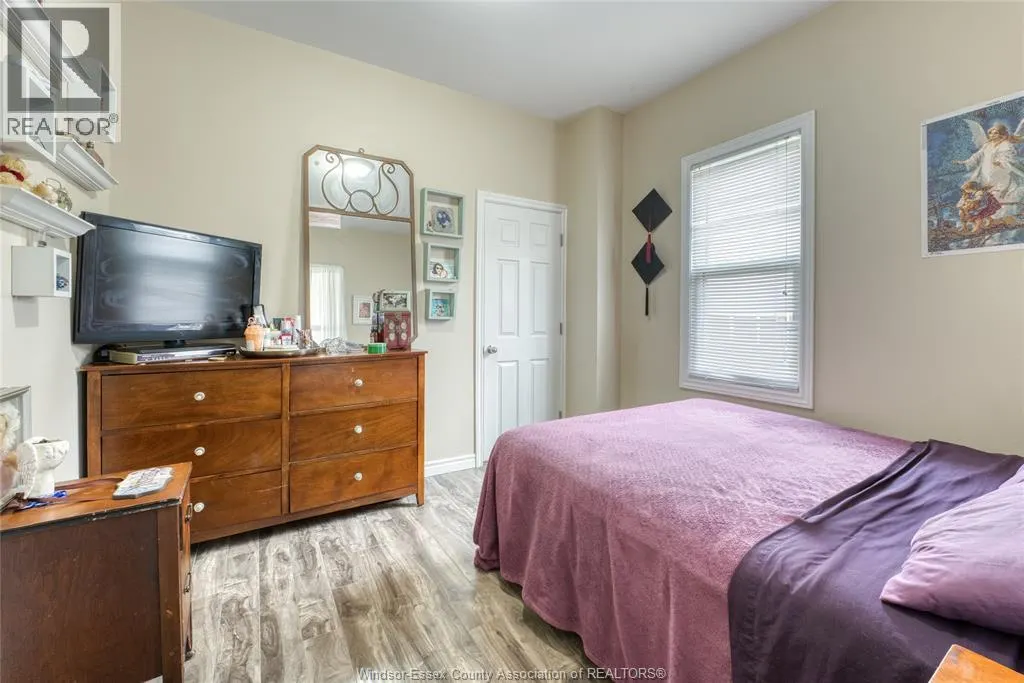 824 CATARAQUI ROAD