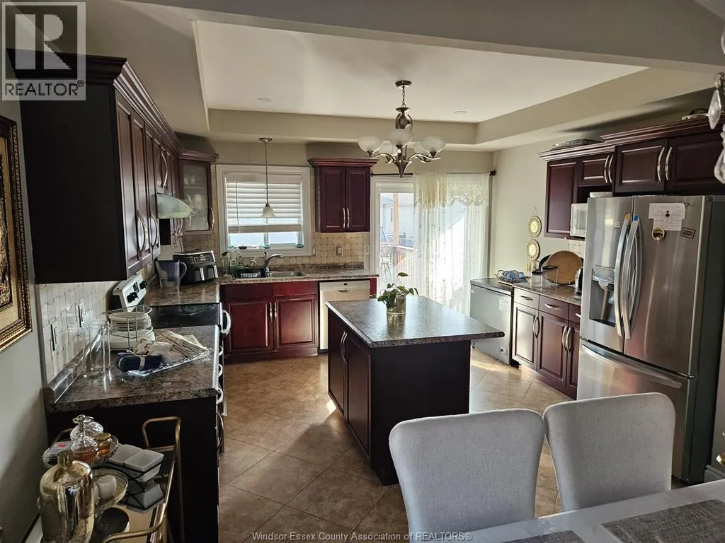 1933 CURRY AVENUE Unit# MAIN