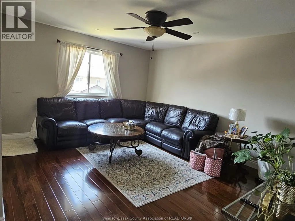 1933 CURRY AVENUE Unit# MAIN