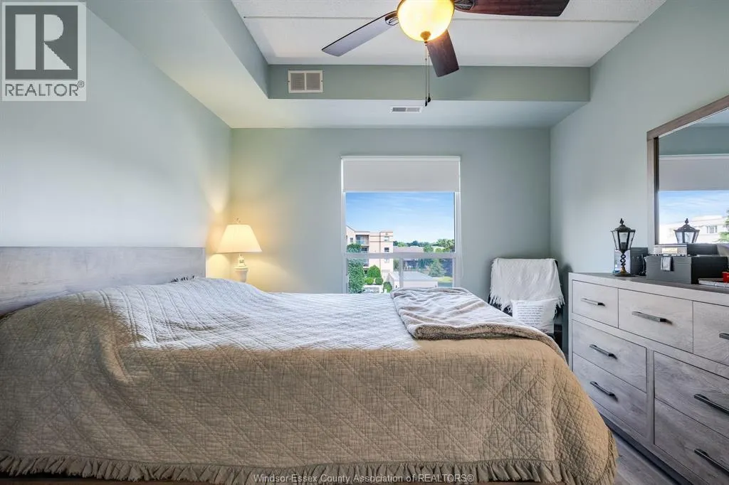 315 Village Grove Unit# 305