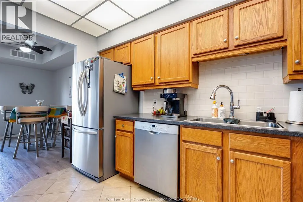 315 Village Grove Unit# 305