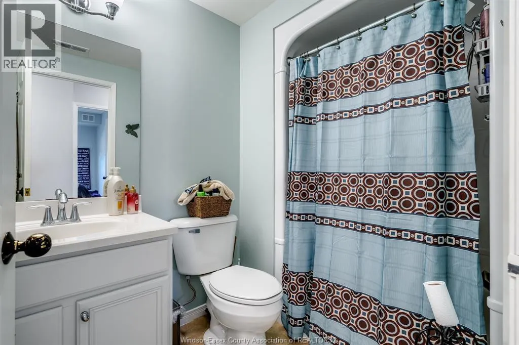 315 Village Grove Unit# 305