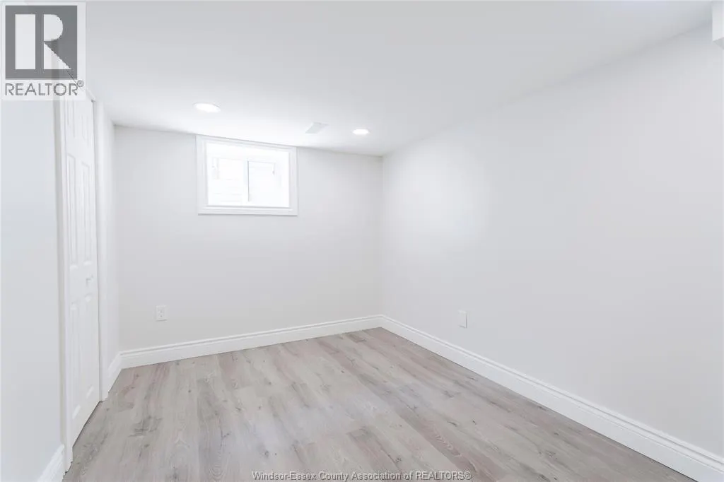 1571 LINCOLN ROAD