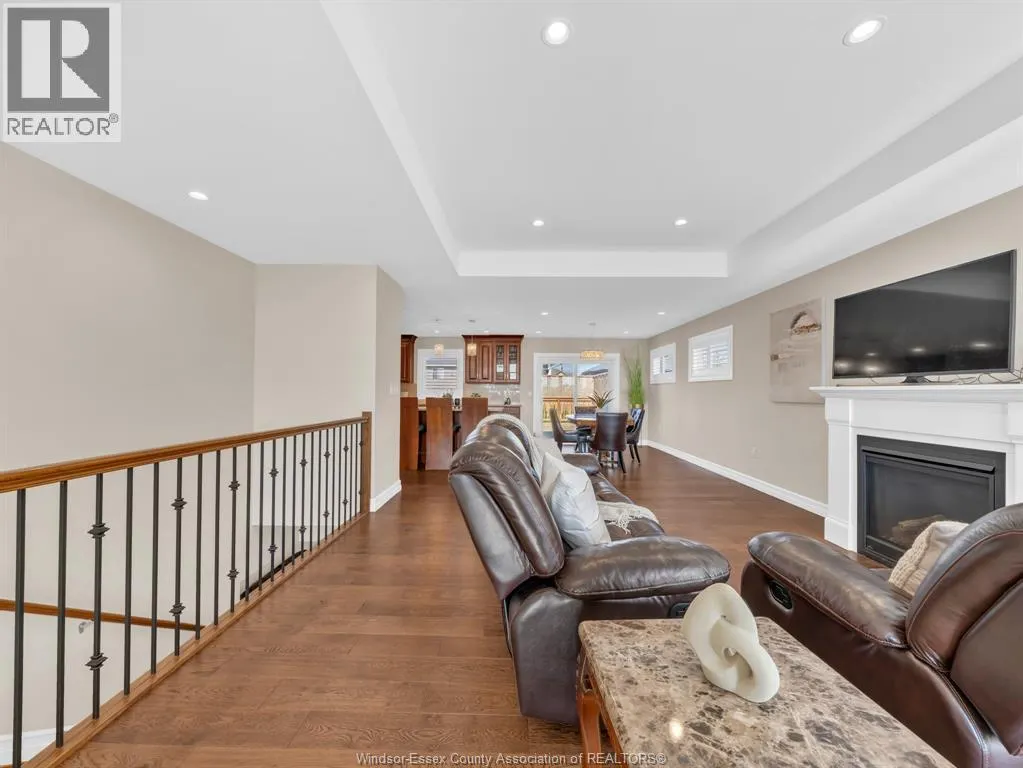 126 GOLFVIEW DRIVE